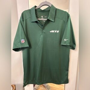 Assorted Men’s active wear shirts with NY Jets logo.